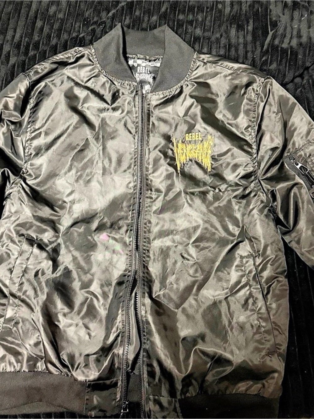 REBEL VENGEANCE Men's Graphic Bomber Jacket in Black Like New